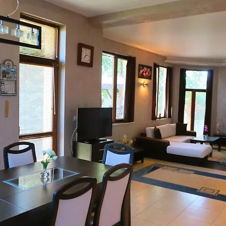 силва - Silva Villa Bŭlgarevo