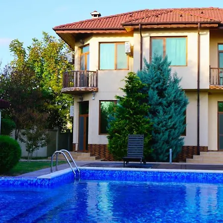 силва - Silva Villa *