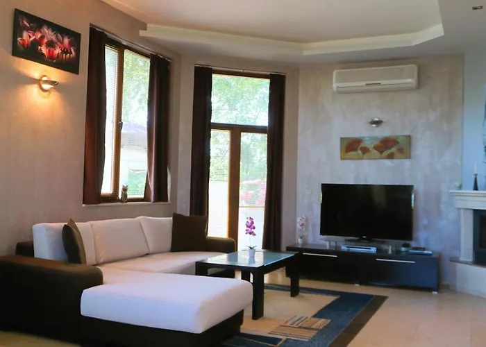 силва - Silva Villa *