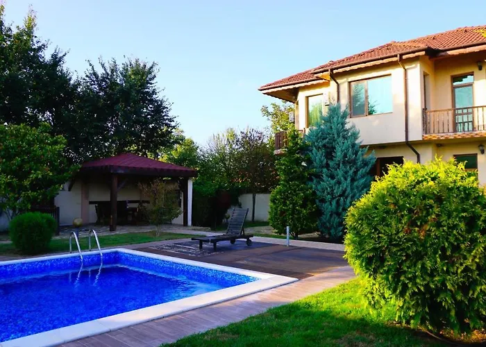 силва - Silva Villa *